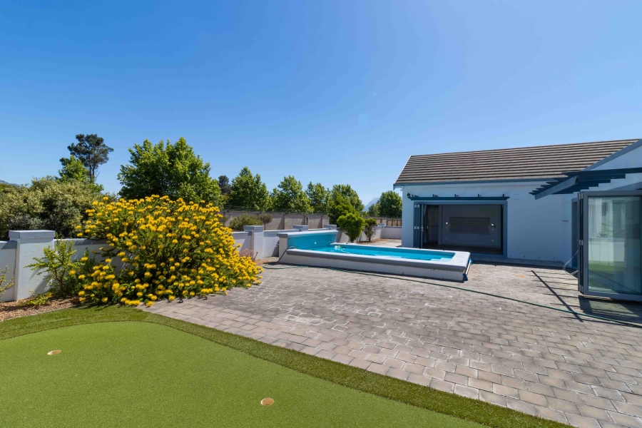 5 Bedroom Property for Sale in Val De Vie Estate Western Cape